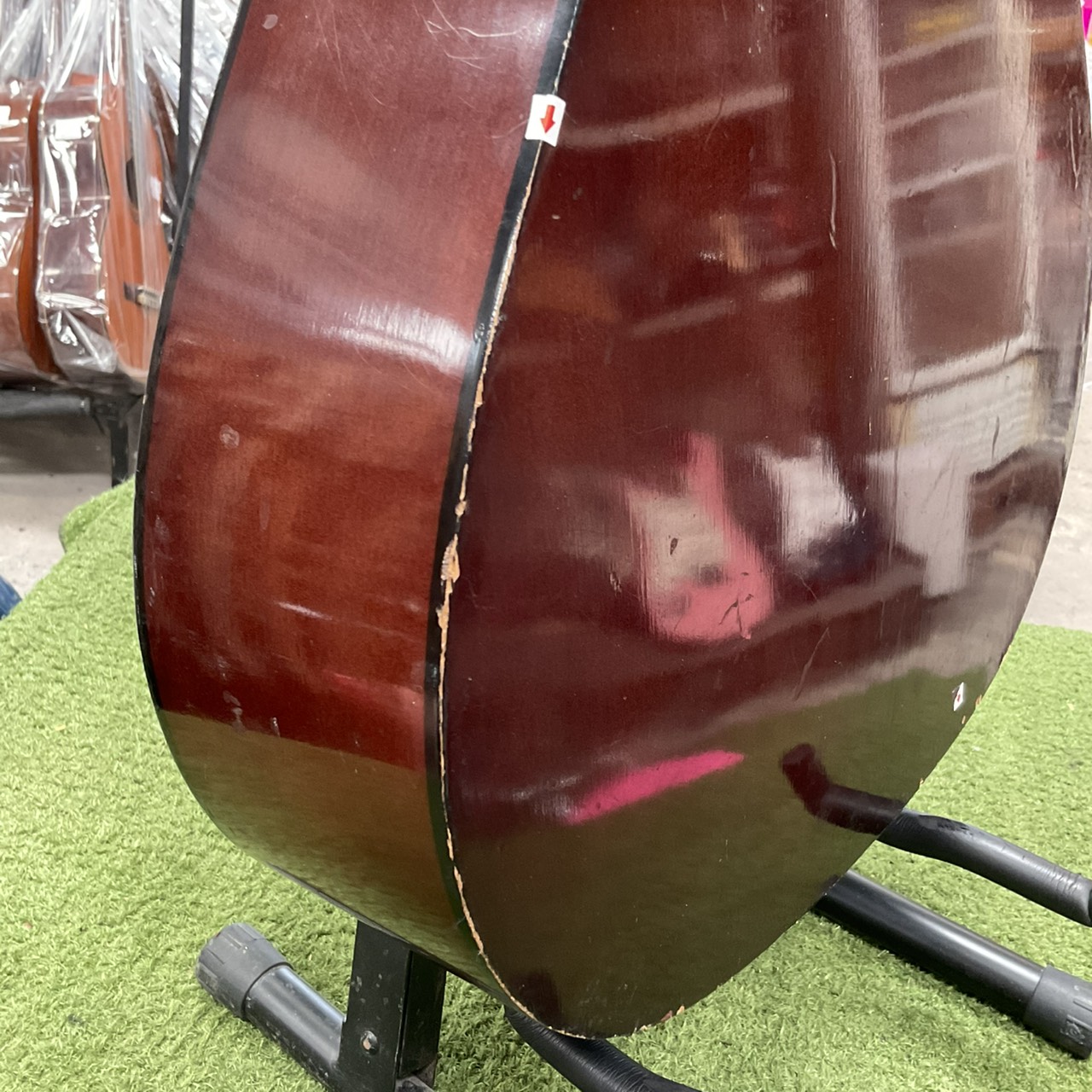 กีต้าร์โปร่ง YAMAHA : F-330J