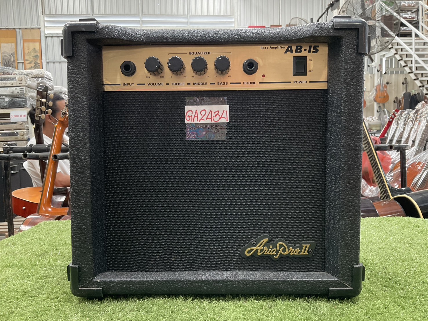 แอมป์เบส Aria Pro II : AB-15