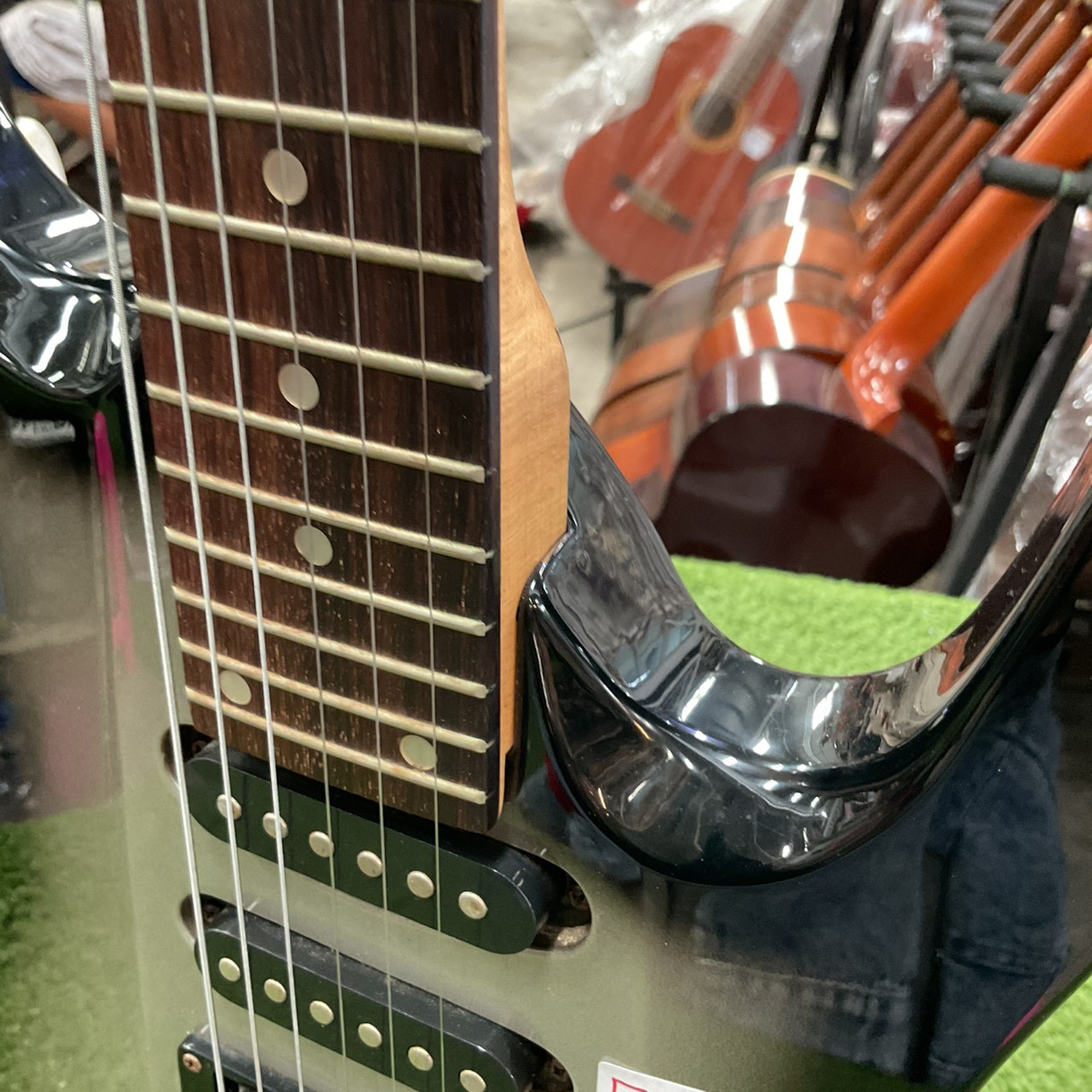 กีต้าร์ไฟฟ้า Aria Pro II : MA