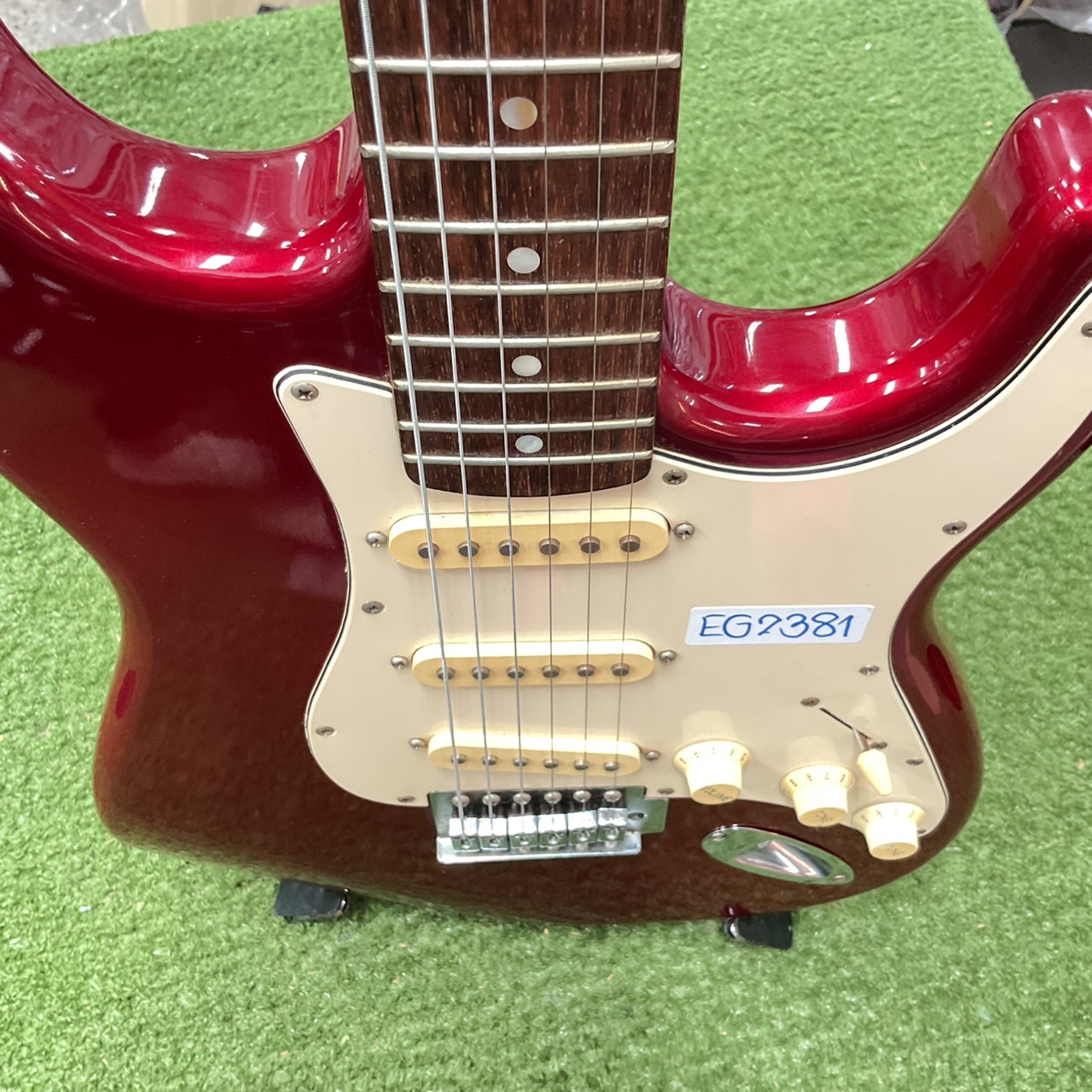 กีต้าร์ไฟฟ้า PHOTOGENIC