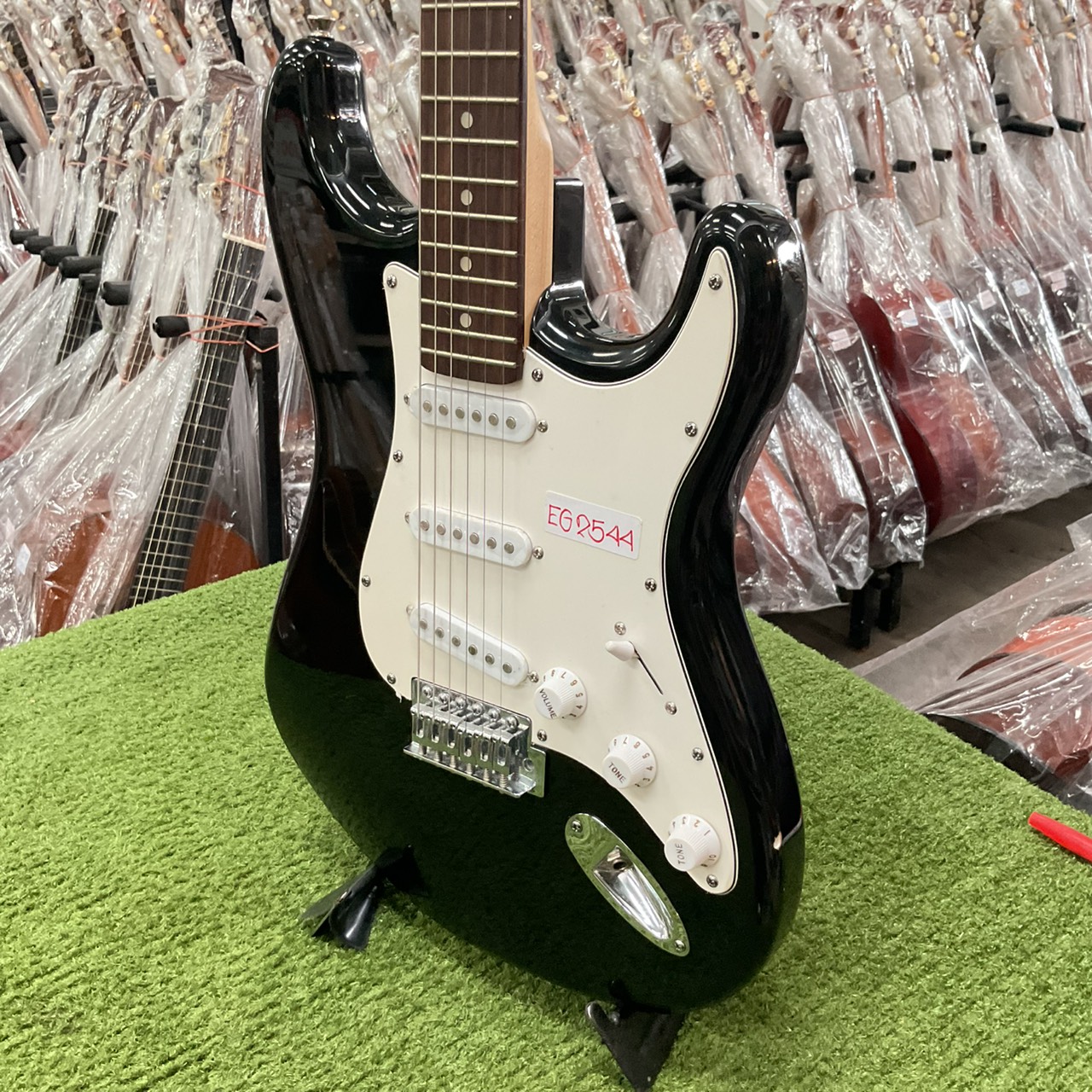 กีต้าร์ไฟฟ้า SELDER