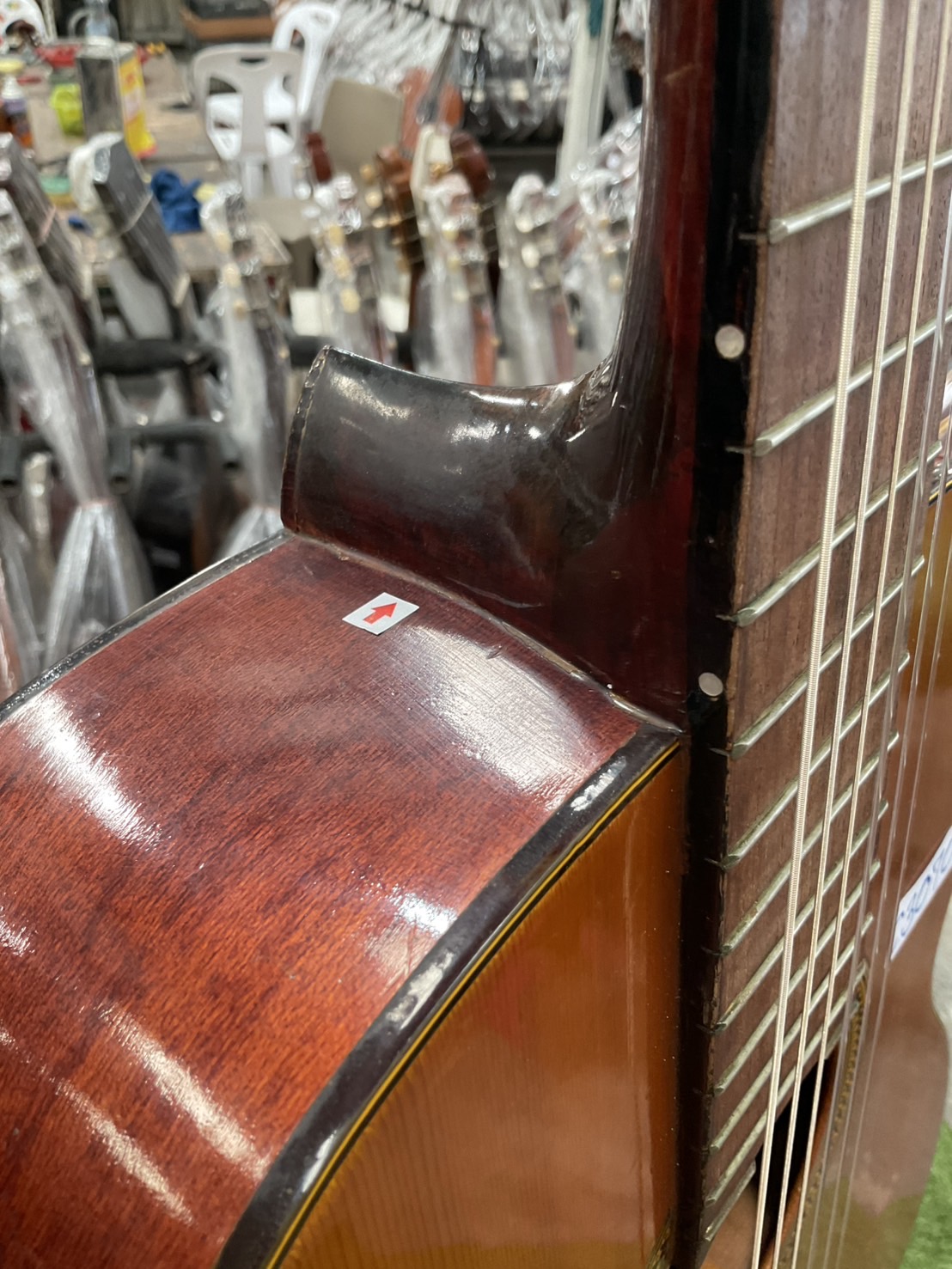 กีต้าร์คลาสสิค 春日 (Kasuga)