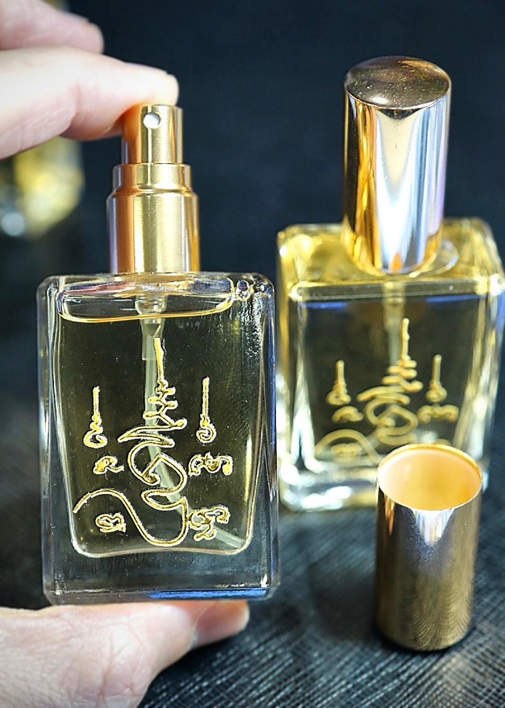 น้ำหอมเสน่ห์ต้องมนต์ (รุ่น.2) Spellbound Charming Perfume. (2nd batch) SKU-03742