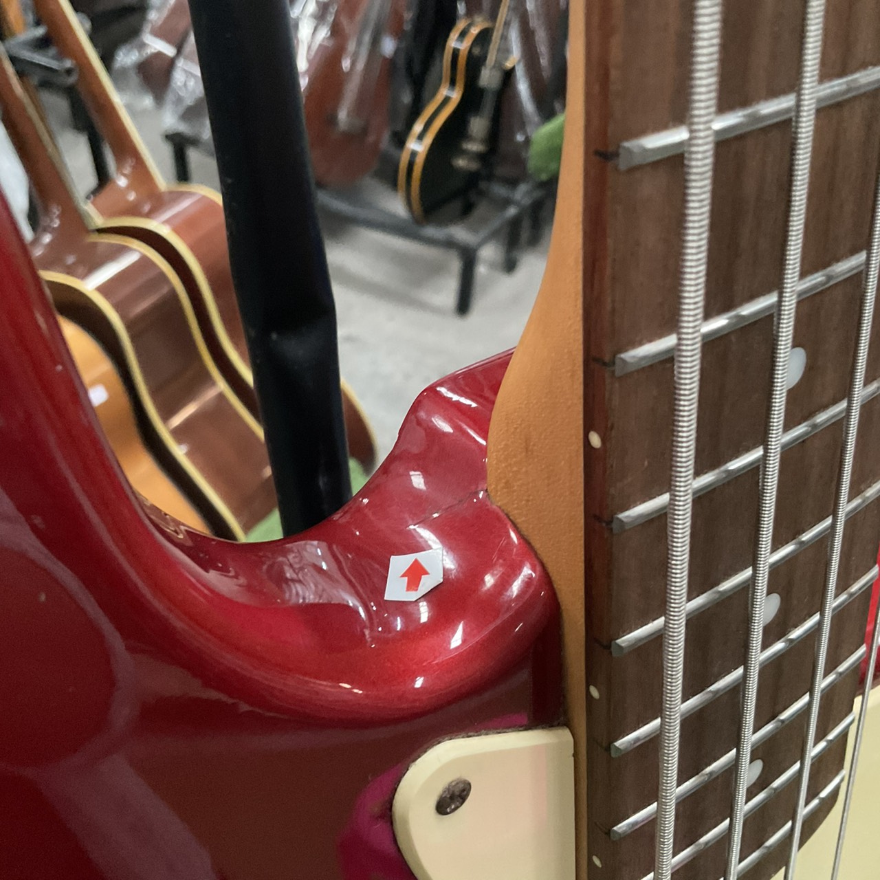 กีต้าร์เบส BUSKER'S