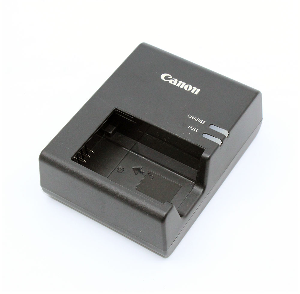 แท่นชาร์จแบตกล้อง Canon รุ่น LC-E17 (LP-E17)