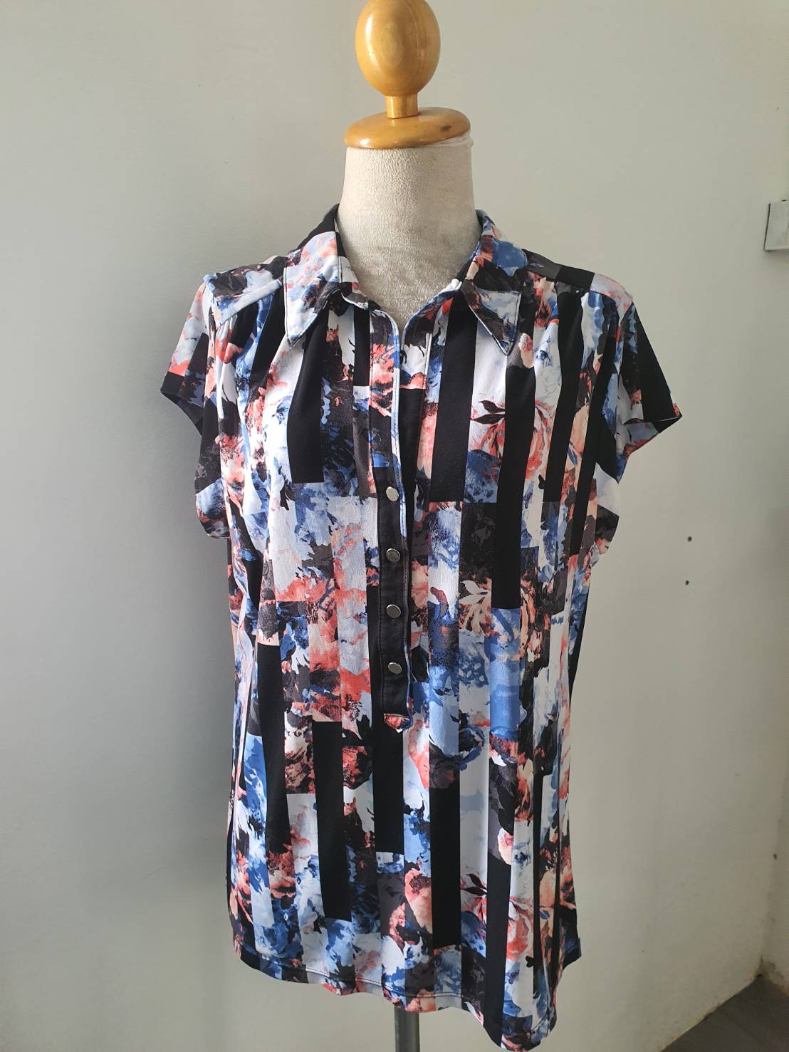 FF06087 เสื้อแฟชั่น มือสอง แบรนด์ ALFANI อก 42-45 นิ้ว