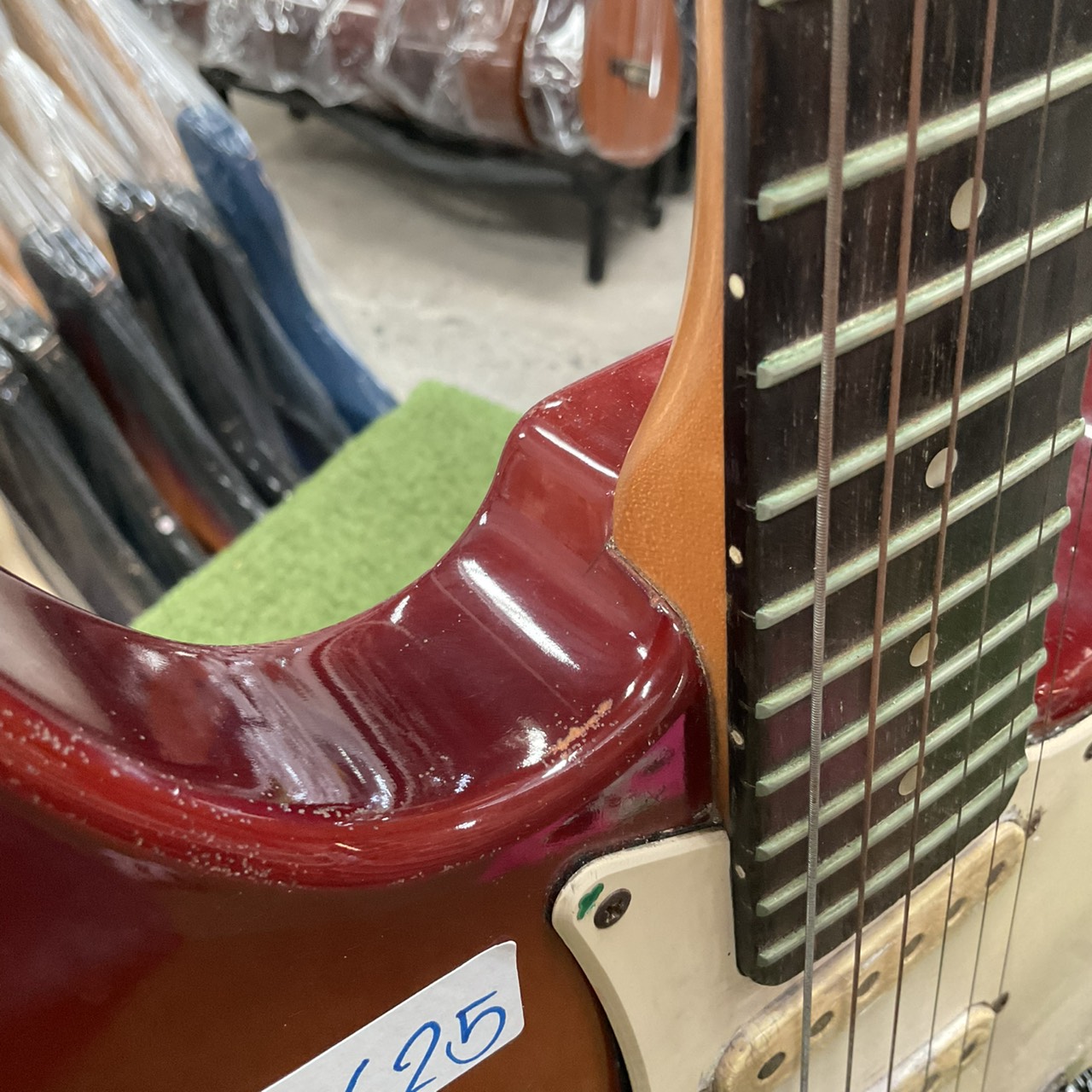 กีต้าร์ไฟฟ้า YAMAHA : YGS 112T