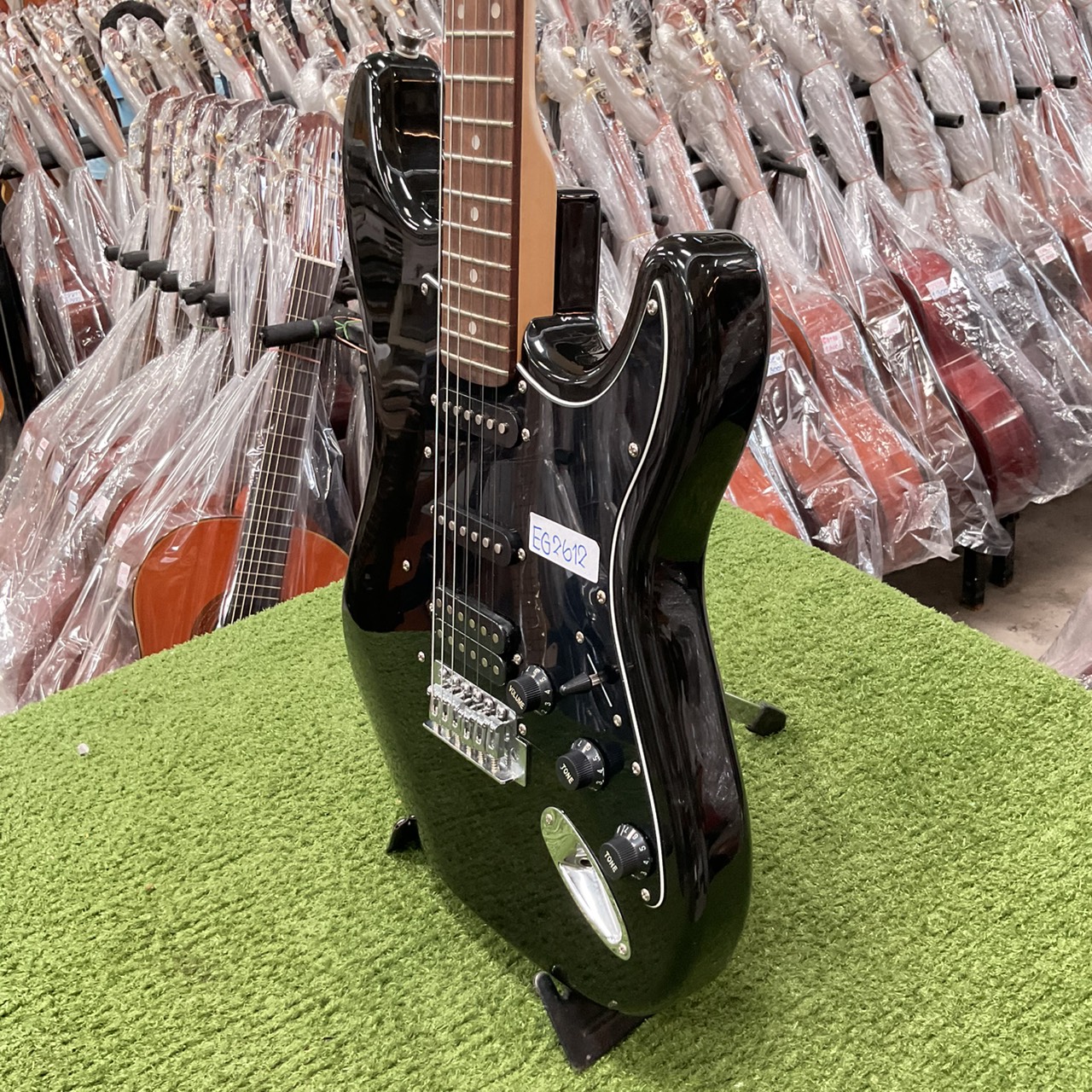 กีต้าร์ไฟฟ้า SELDER