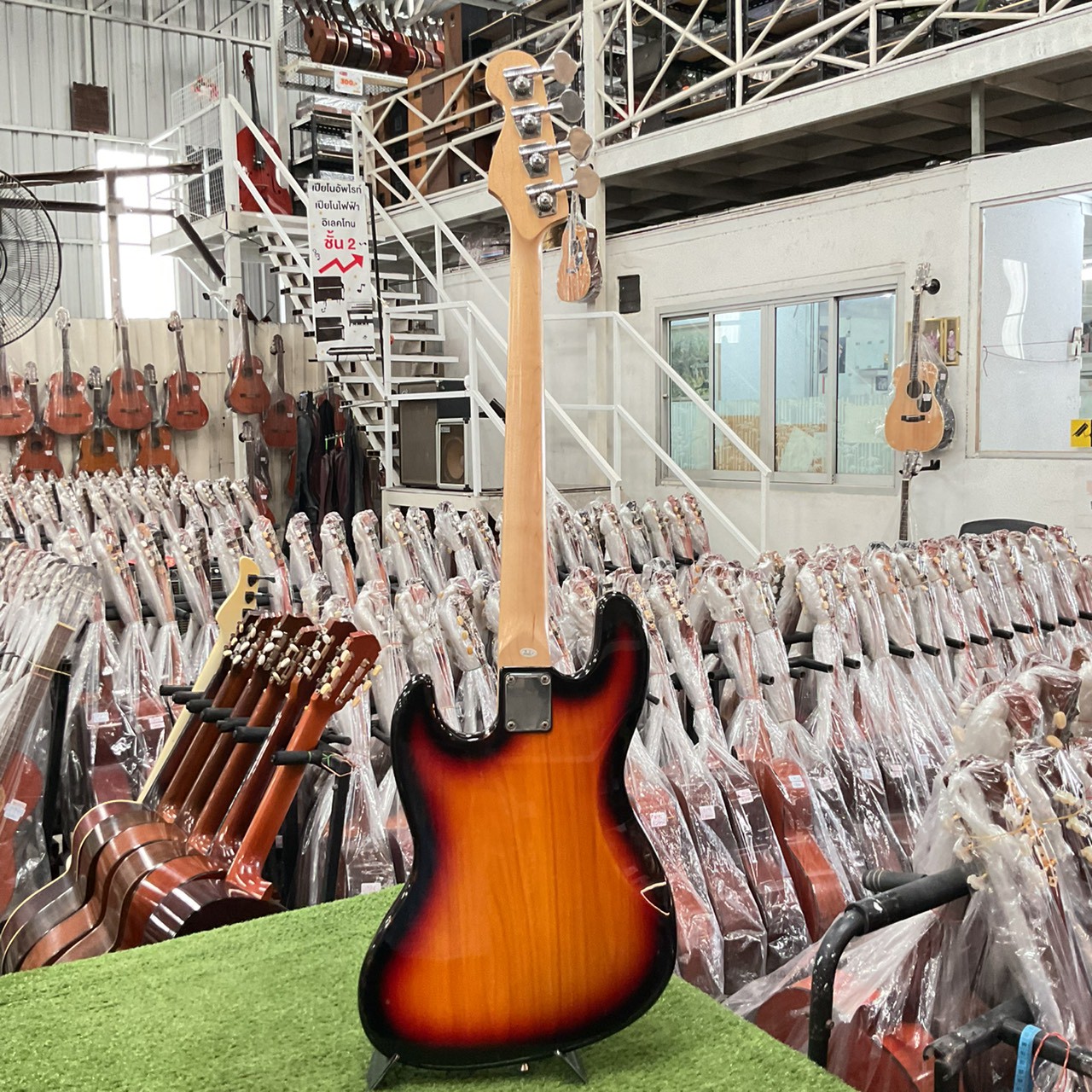 กีต้าร์เบส SELDER