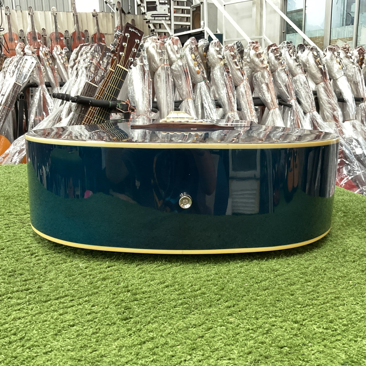 กีต้าร์โปร่ง HONEY BEE : W-15/BLS