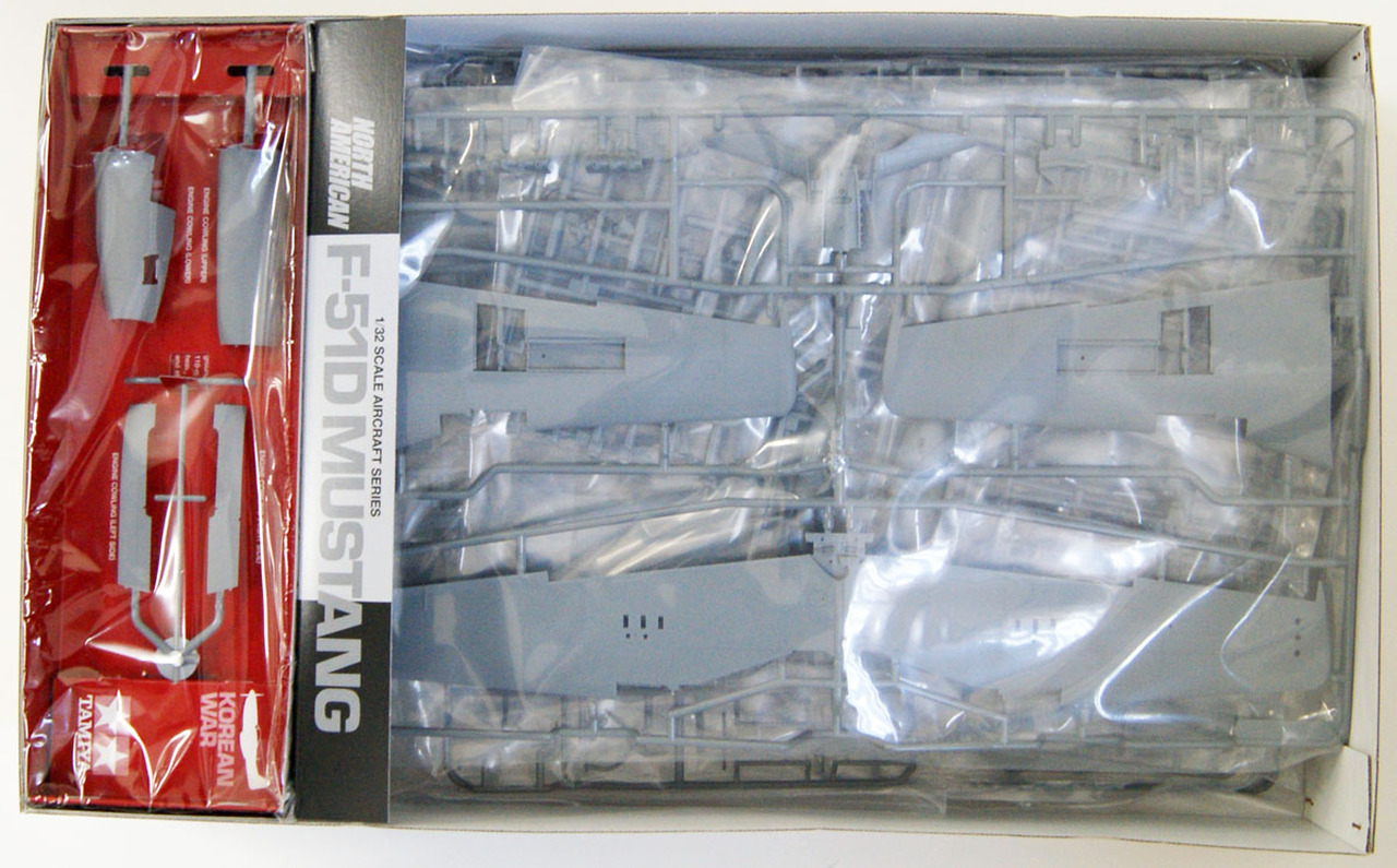 โมเดลเครื่องบิน Tamiya ขนาด 1/32 TA60328 North American F-51D Mustang (Korean War)