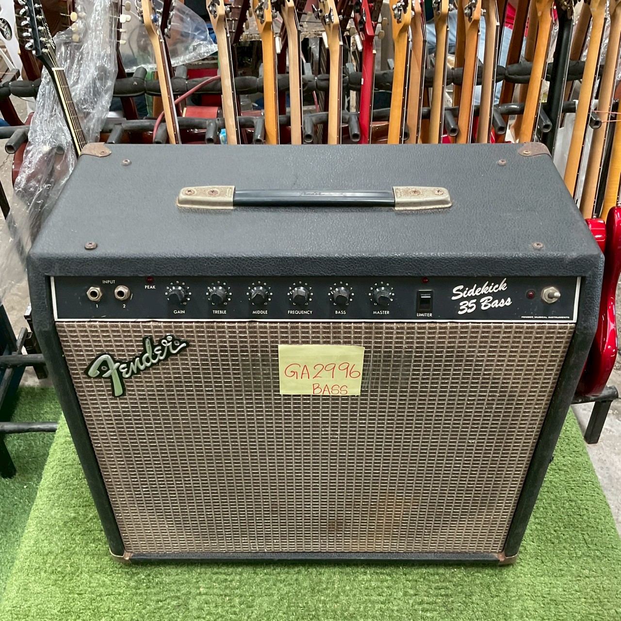 แอมป์เบส Fender : SIDEKICK 35 BASS