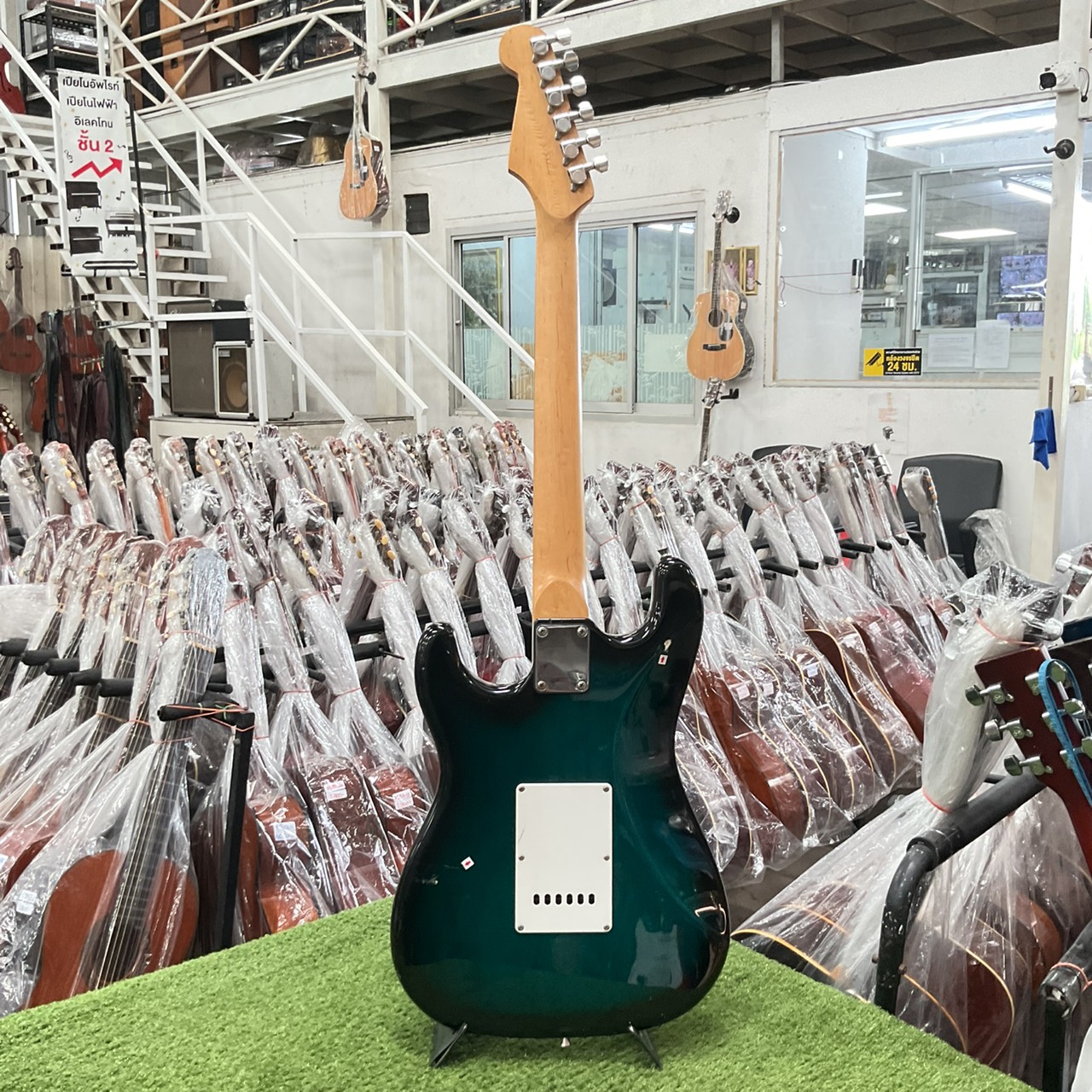 กีต้าร์ไฟฟ้า SELDER