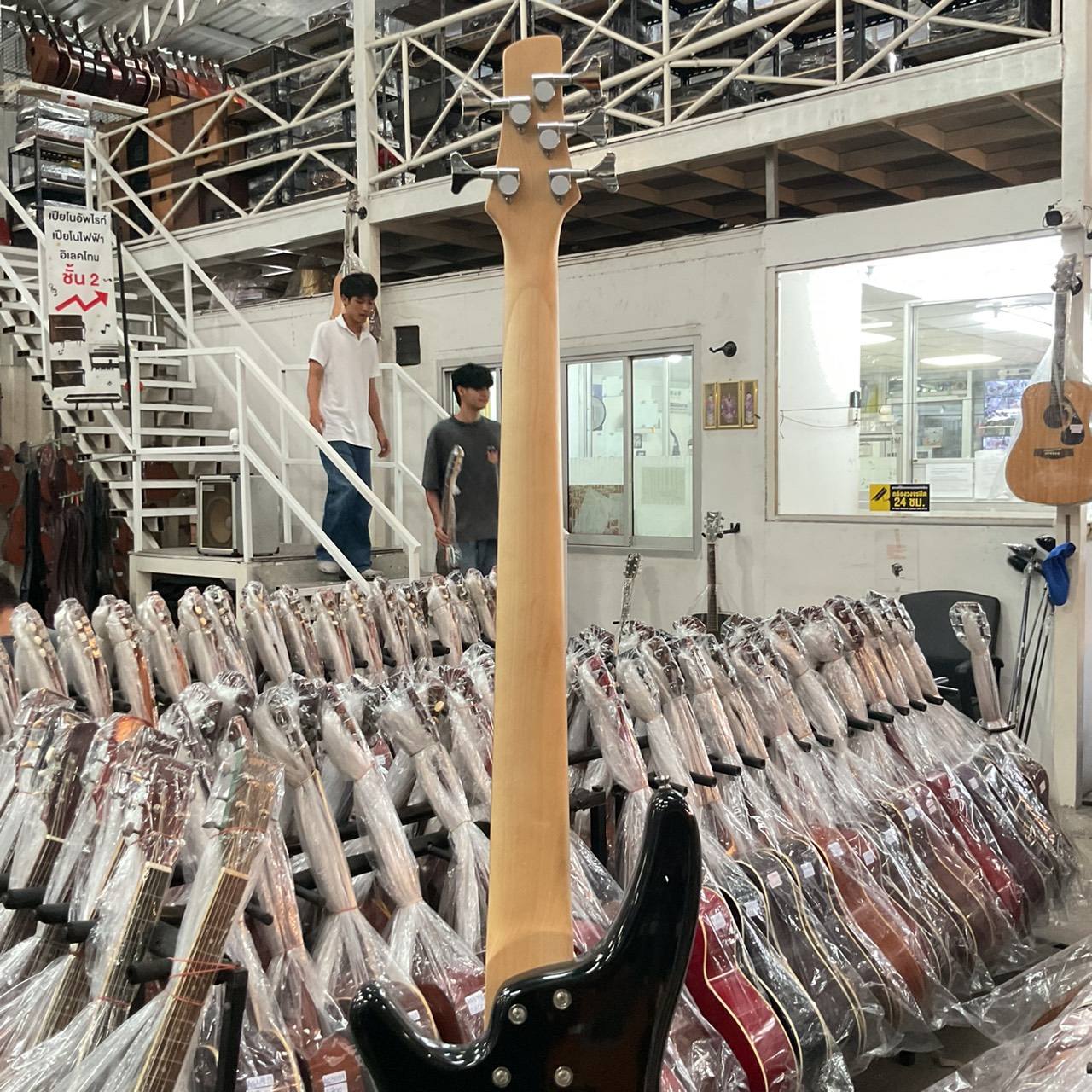 กีต้าร์เบส Sni jer (Gion) - 5 สาย