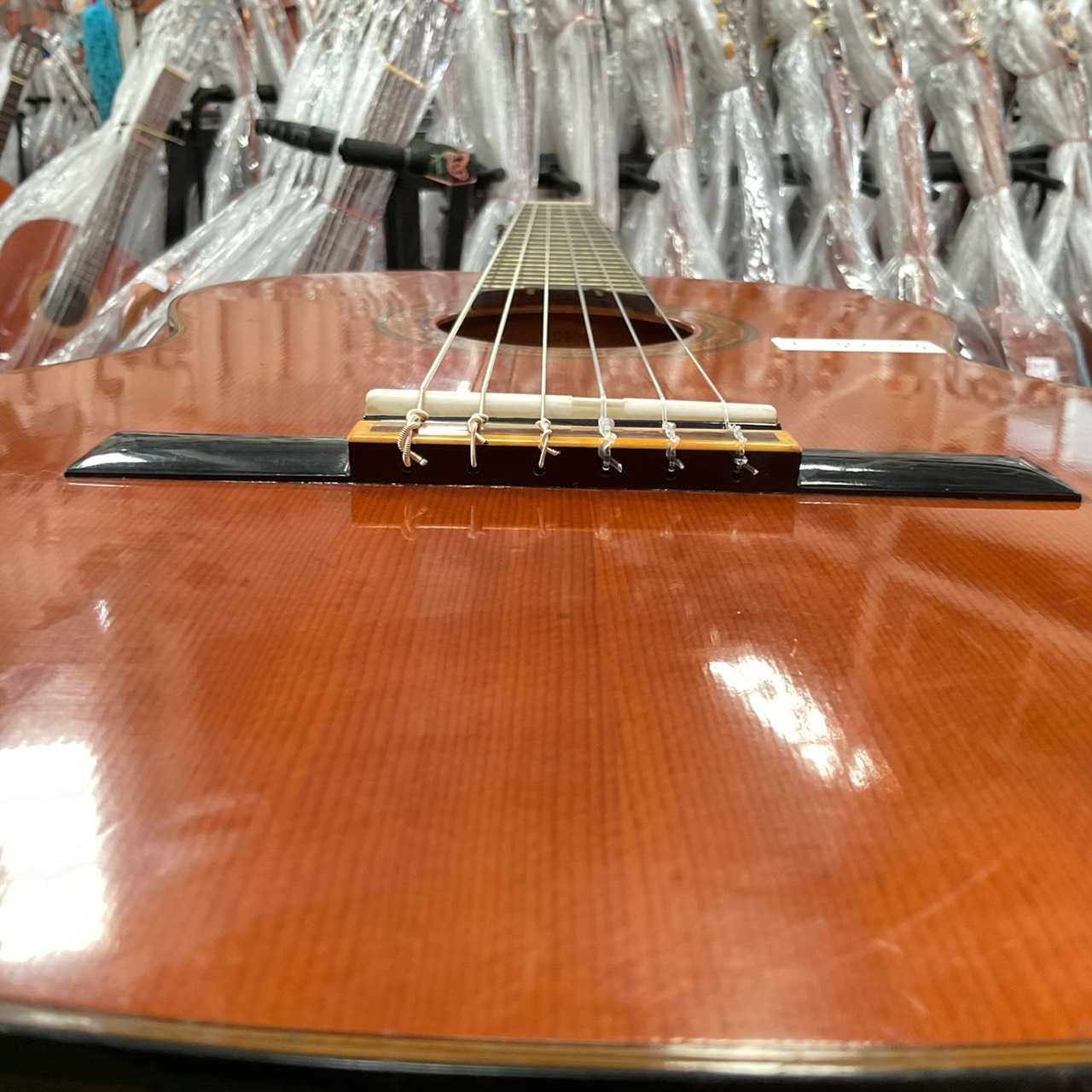 กีต้าร์คลาสสิค YAMAHA : C-180