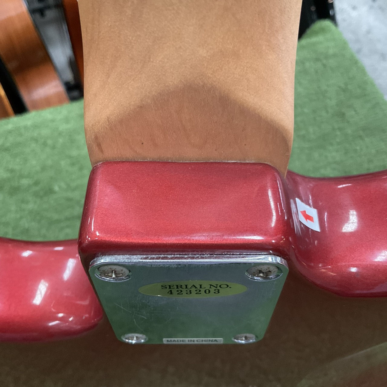 กีต้าร์ไฟฟ้า BUSKER'S