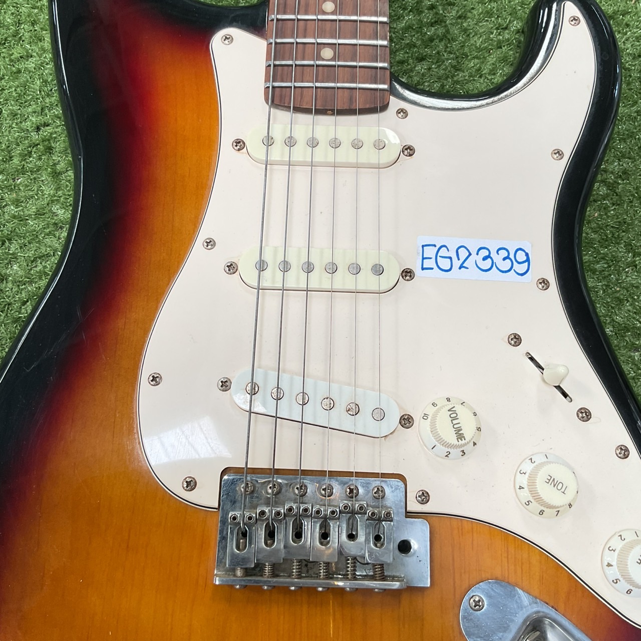 กีต้าร์ไฟฟ้า BUSKER'S