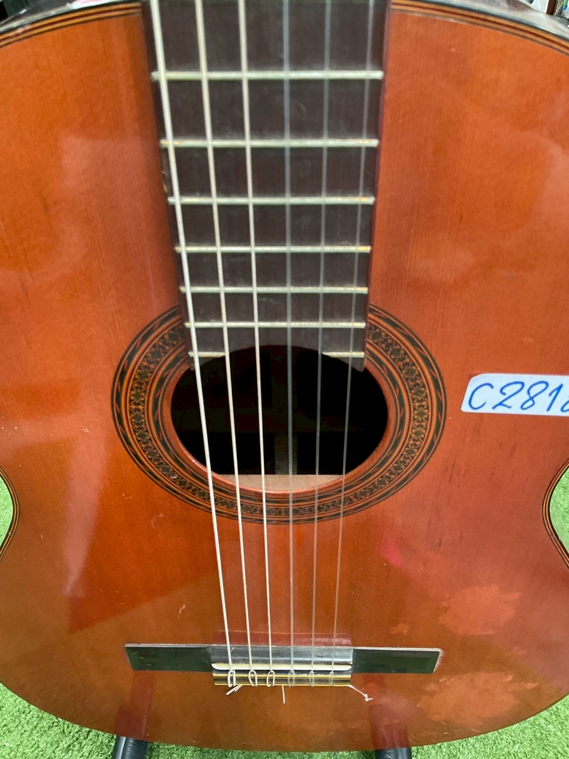 กีต้าร์คลาสสิค YAMAHA : G-70D