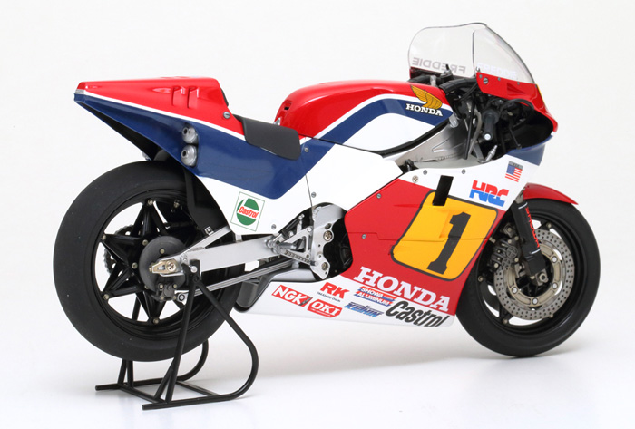 โมเดลมอเตอร์ไซด์ทามิย่า ขนาด 1/12 Tamiya TA14121 Honda NSR500 '84
