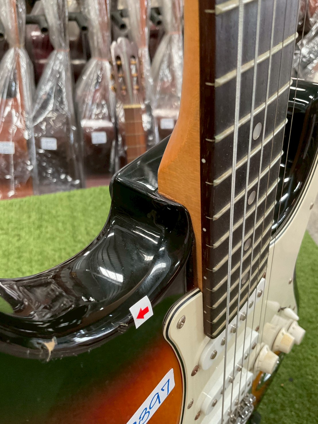 กีต้าร์ไฟฟ้า Legend