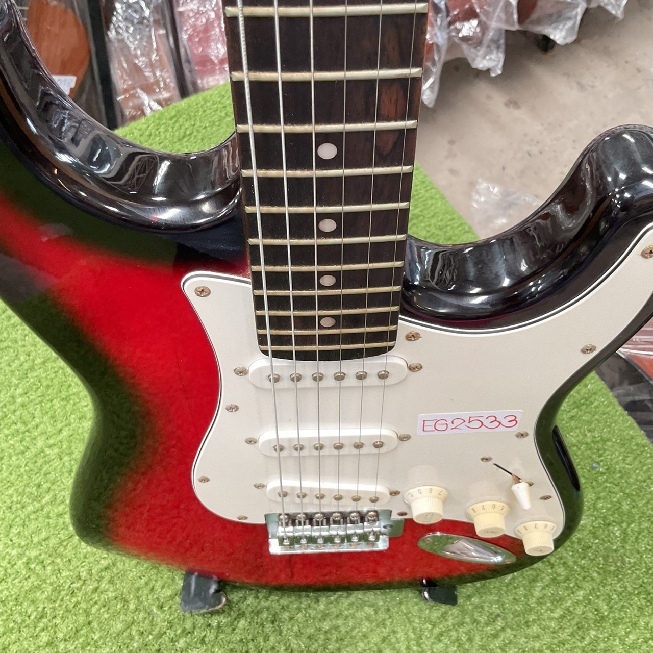 กีต้าร์ไฟฟ้า SELDER