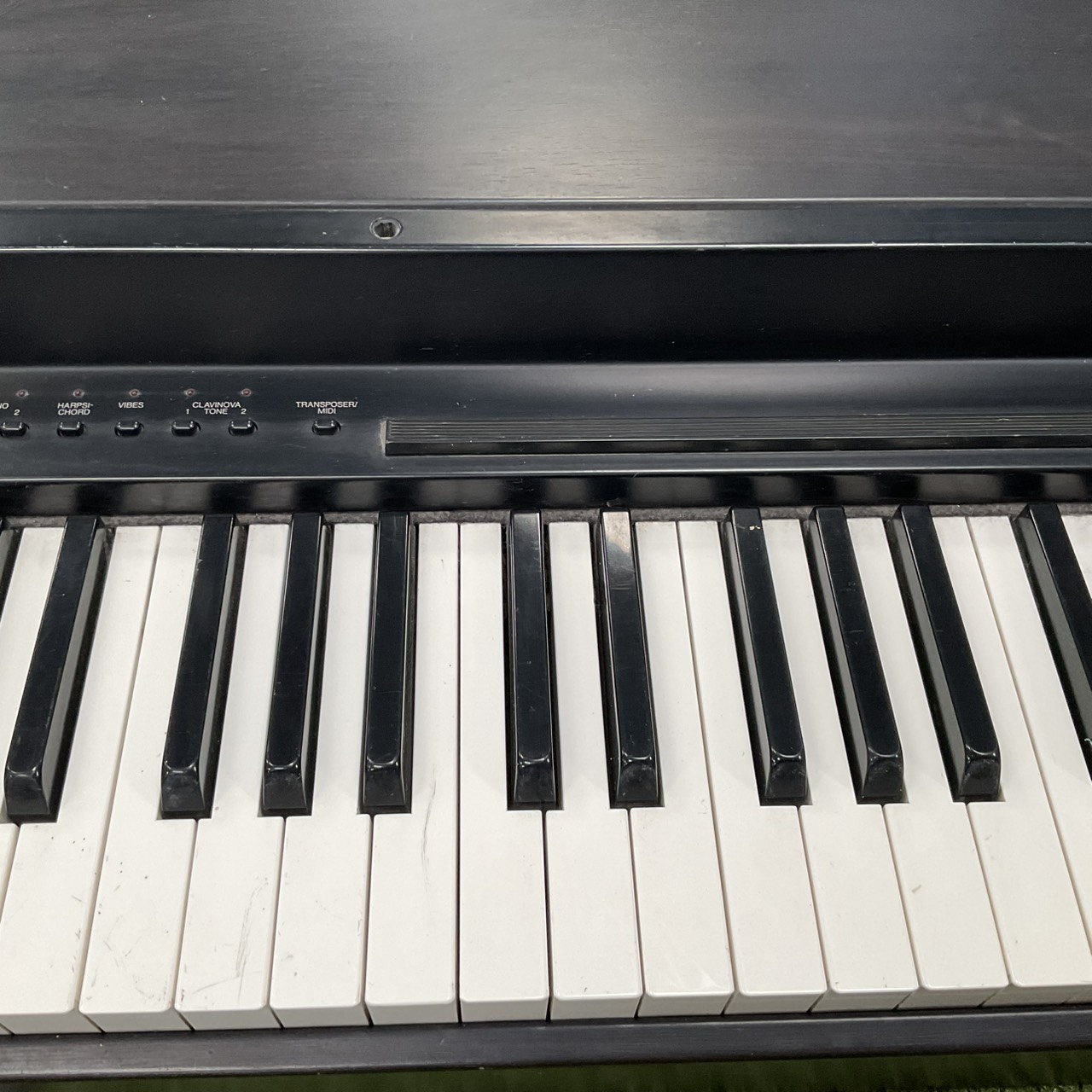 เปียโน YAMAHA : CLP-100 สินค้าไม่พร้อมใช้งาน (ต้องซ่อม)