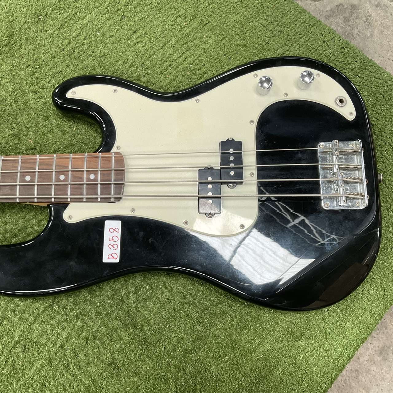 กีต้าร์เบส Solfege