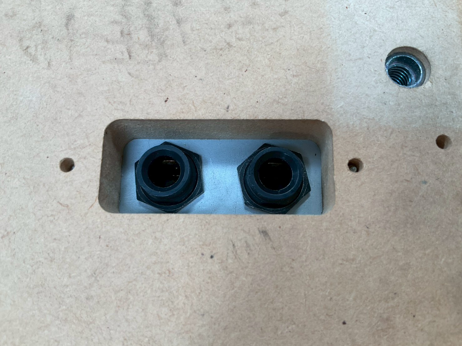 เปียโน KAWAI : L51 สินค้าไม่พร้อมใช้งาน (ต้องซ่อม)