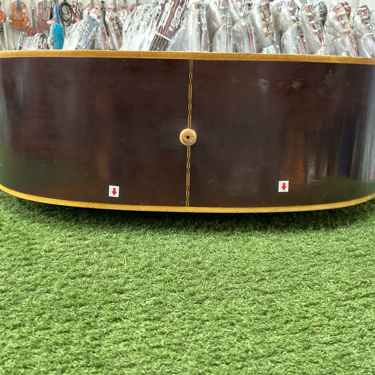 กีต้าร์โปร่ง YAMAHA : FG-201B