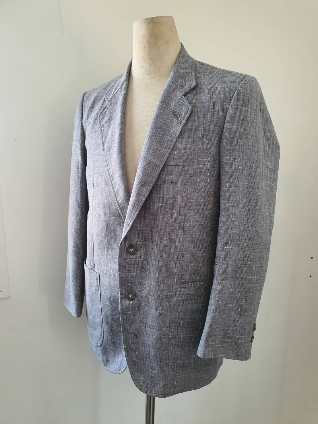 SUIT C0020 เสื้อสูท สีเทา มือสอง อก 38 นิ้ว
