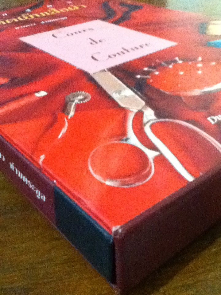 หลักสูตรการตัดเย็บเสื้อผ้า Cours de Couture