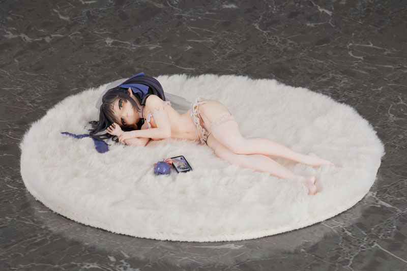 Nesoberi Sutora Illustrated by Tamano Kedama 1/6 Complete Figure(Pre-order)