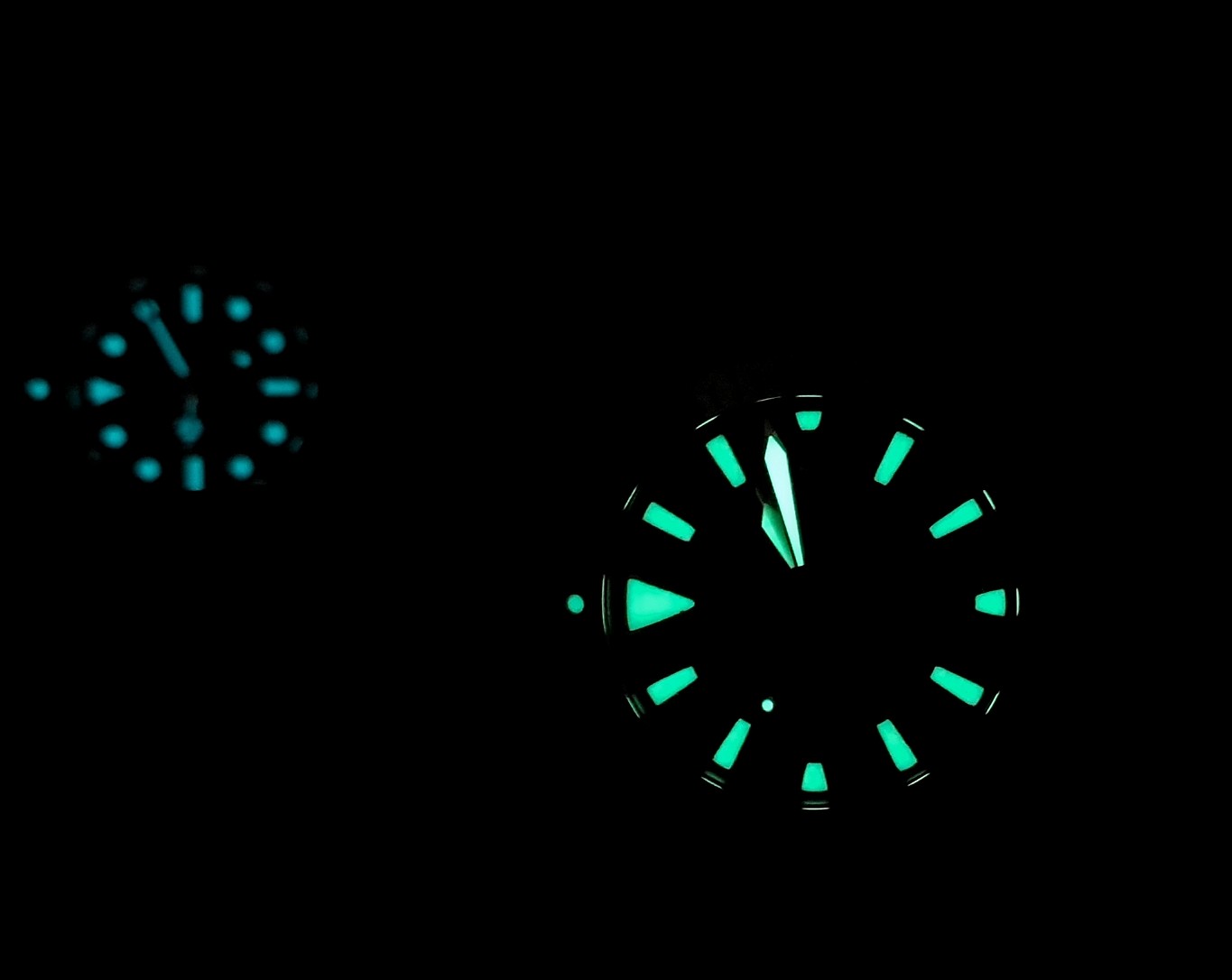 Omega Seamaster Pro 300m เข็มดาบ ตัวเรือน ทำจาก Titanium ขนาดKing Size 41mm ไม่รวมเม็ดมะยม