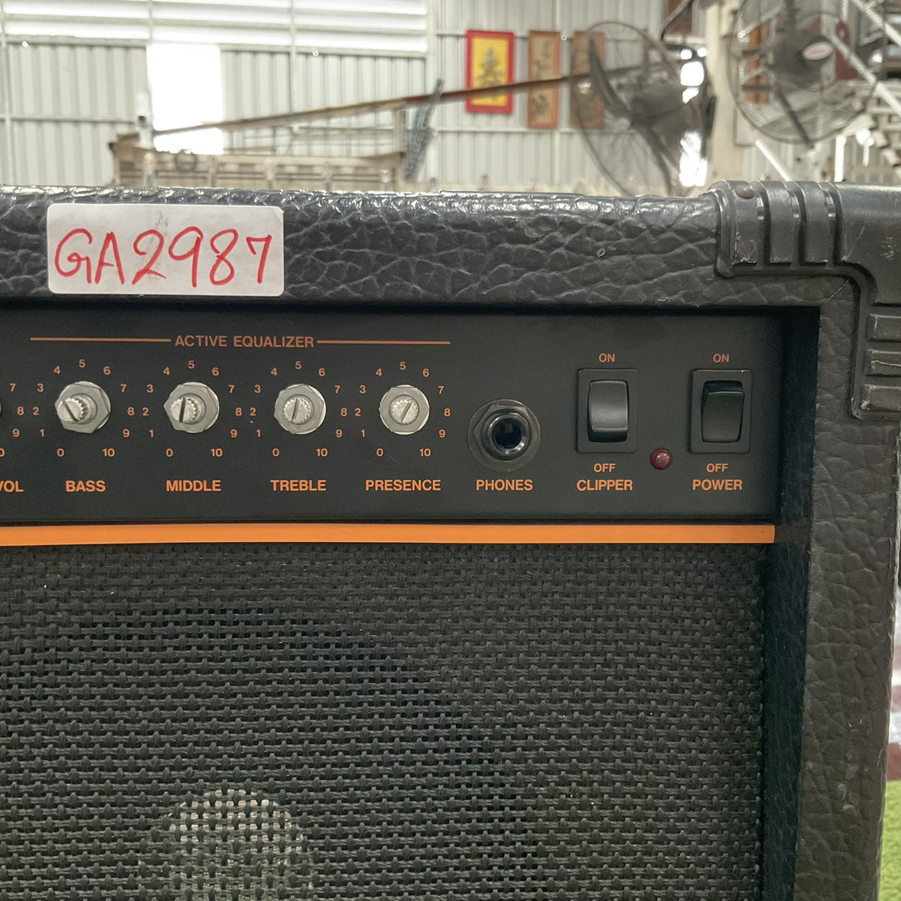 แอมป์กีต้าร์ Roland : DAC-15