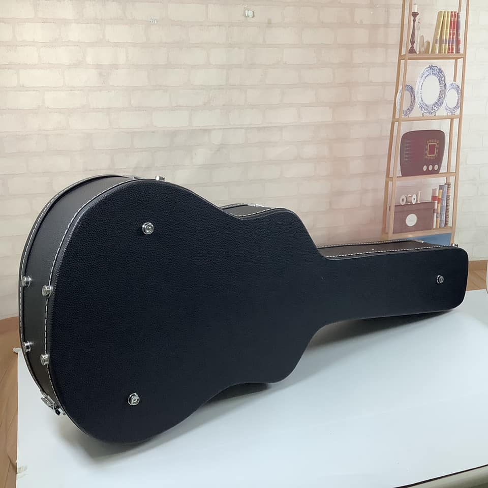 กล่องเคสกีต้าร์โปร่ง