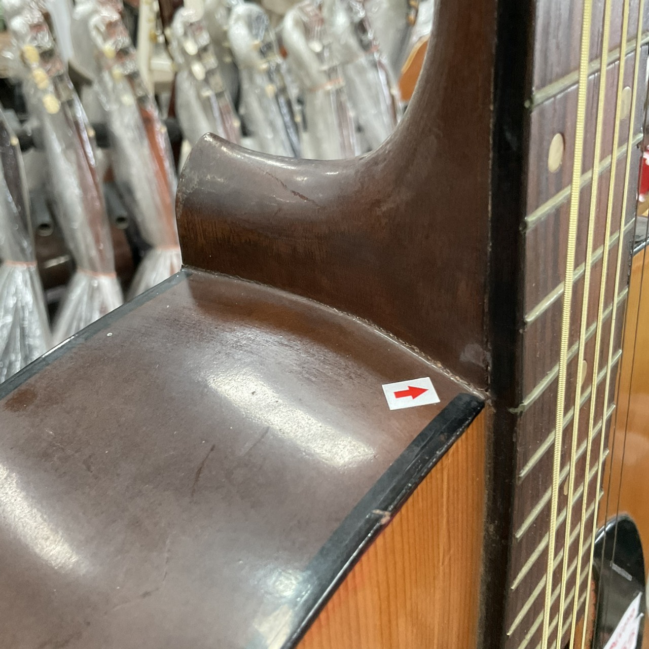 กีต้าร์โปร่ง Enjoy Found