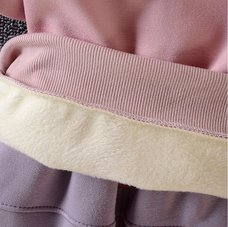 ชุดกันหนาวหน้าหมี ข้างในเป็นขนนิ่มทั้งชุด อุ่นมาก สีชมพู สีฟ้า
