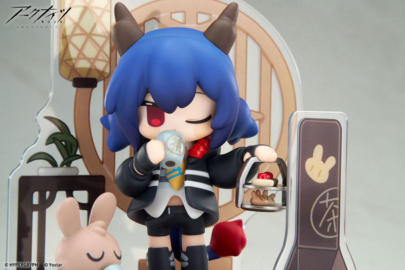 Arknights Would You Like A Dessert? Mini Series Ch'en Complete Figure(Pre-order)