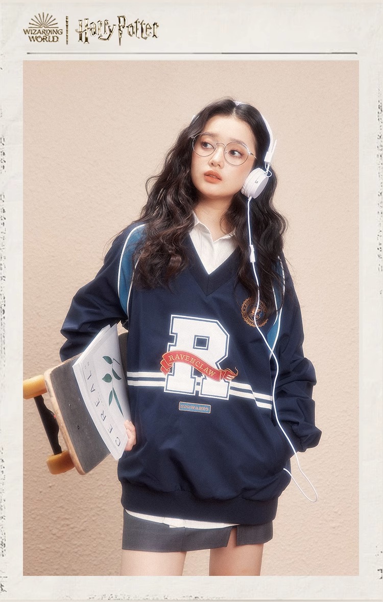 [Pre-Order] Kyouko x Harry Potter Sweater Oversize เสื้อสเวตเตอร์ ทรงหลวม คอวี AW/2023