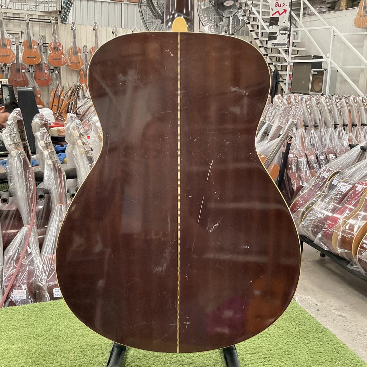 กีต้าร์โปร่ง YAMAHA : FG-202