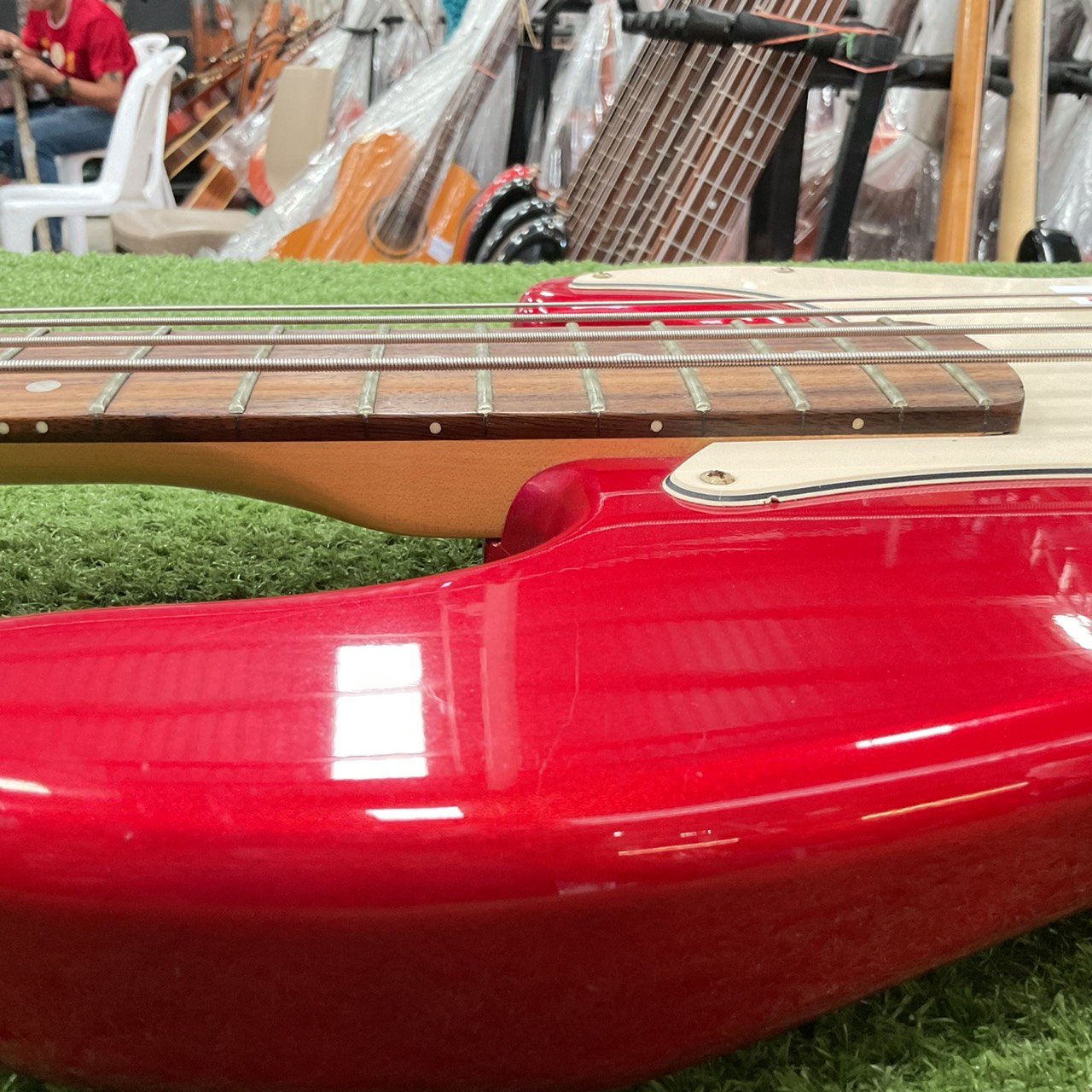 กีต้าร์เบส SELDER