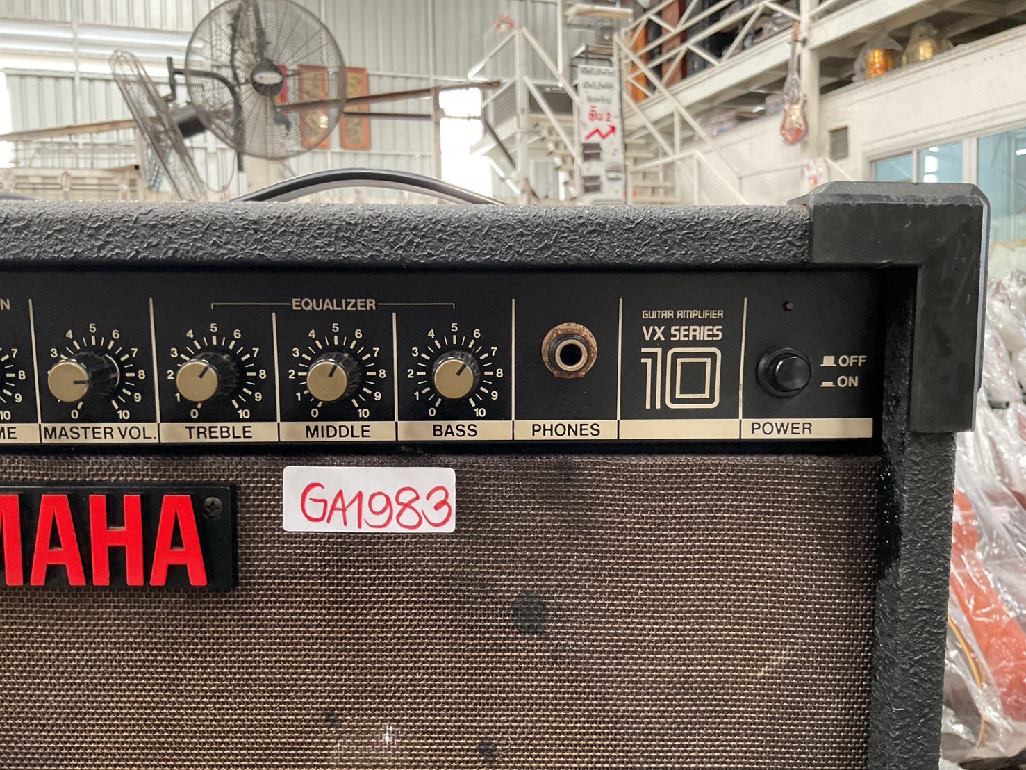 แอมป์กีต้าร์ YAMAHA : VX10
