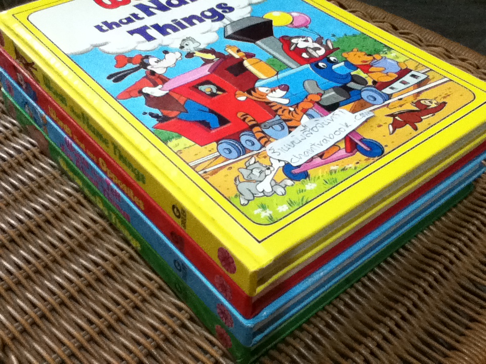 WALT Disney's 4 เล่ม Words that Name Things, Words that are Opposites, Words that Tell You About Things และ Words that Do Things