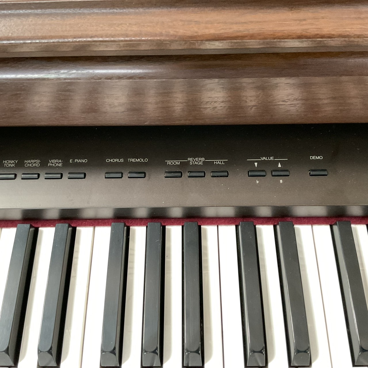 เปียโน Roland : HP-3700