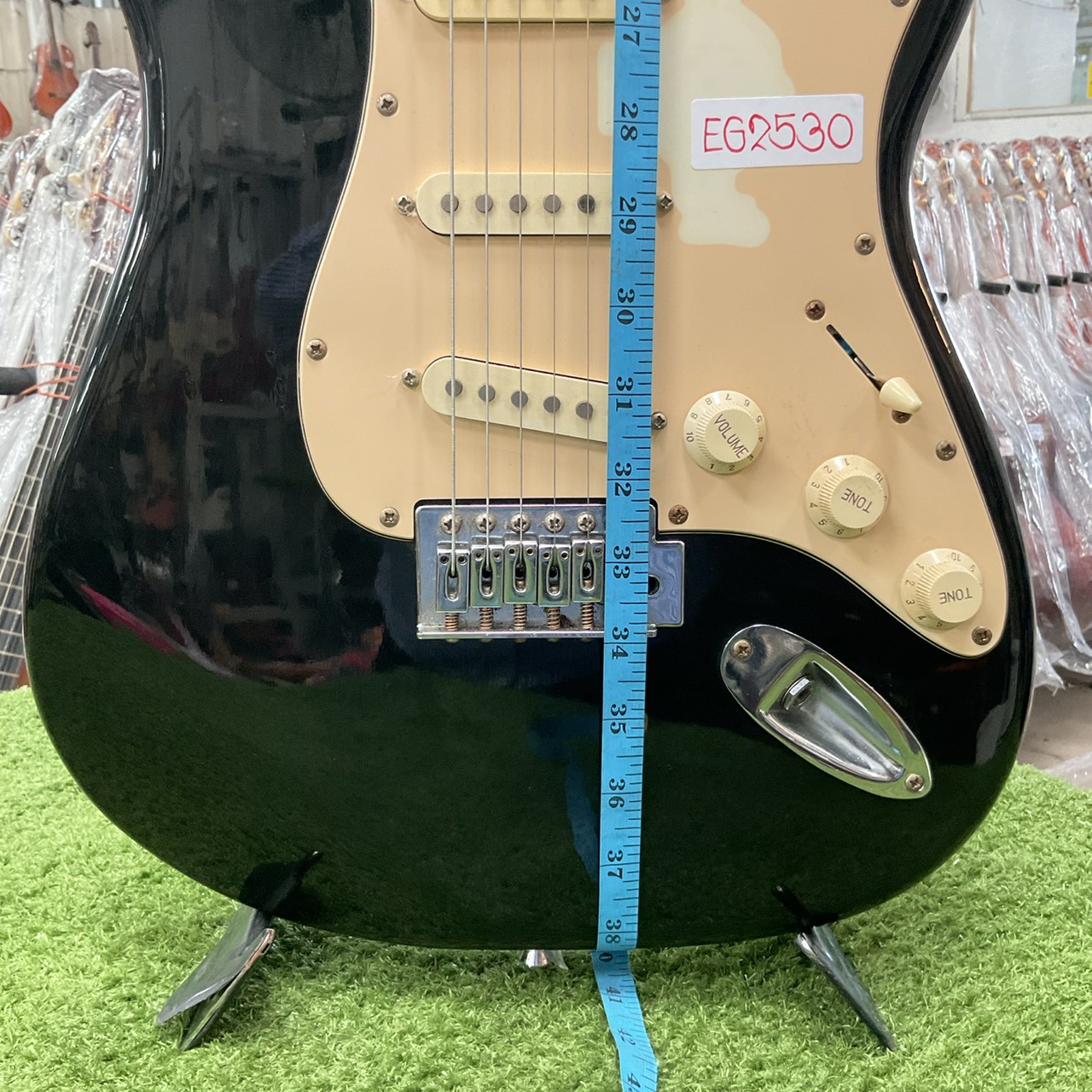 กีต้าร์ไฟฟ้า Prologue