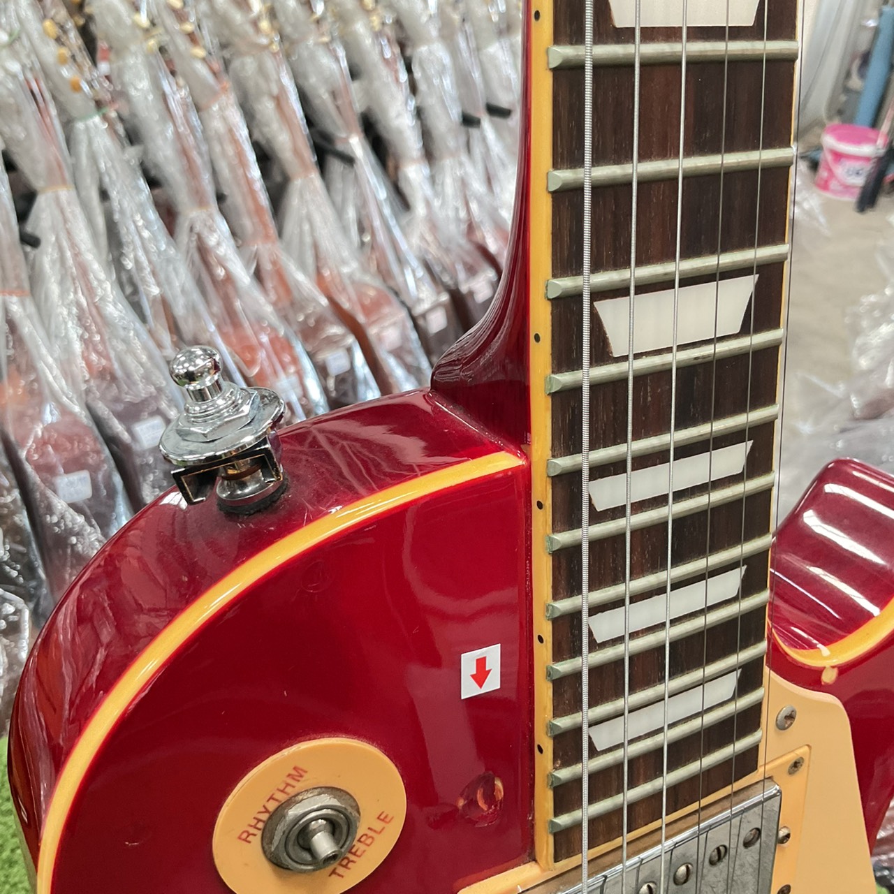 กีต้าร์ไฟฟ้า PhotoGenic