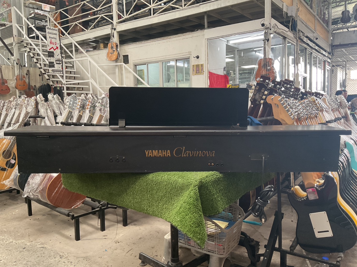 เปียโน YAMAHA : Clavinova CLP-122 - ร้านเครื่องดนตรีมือสอง