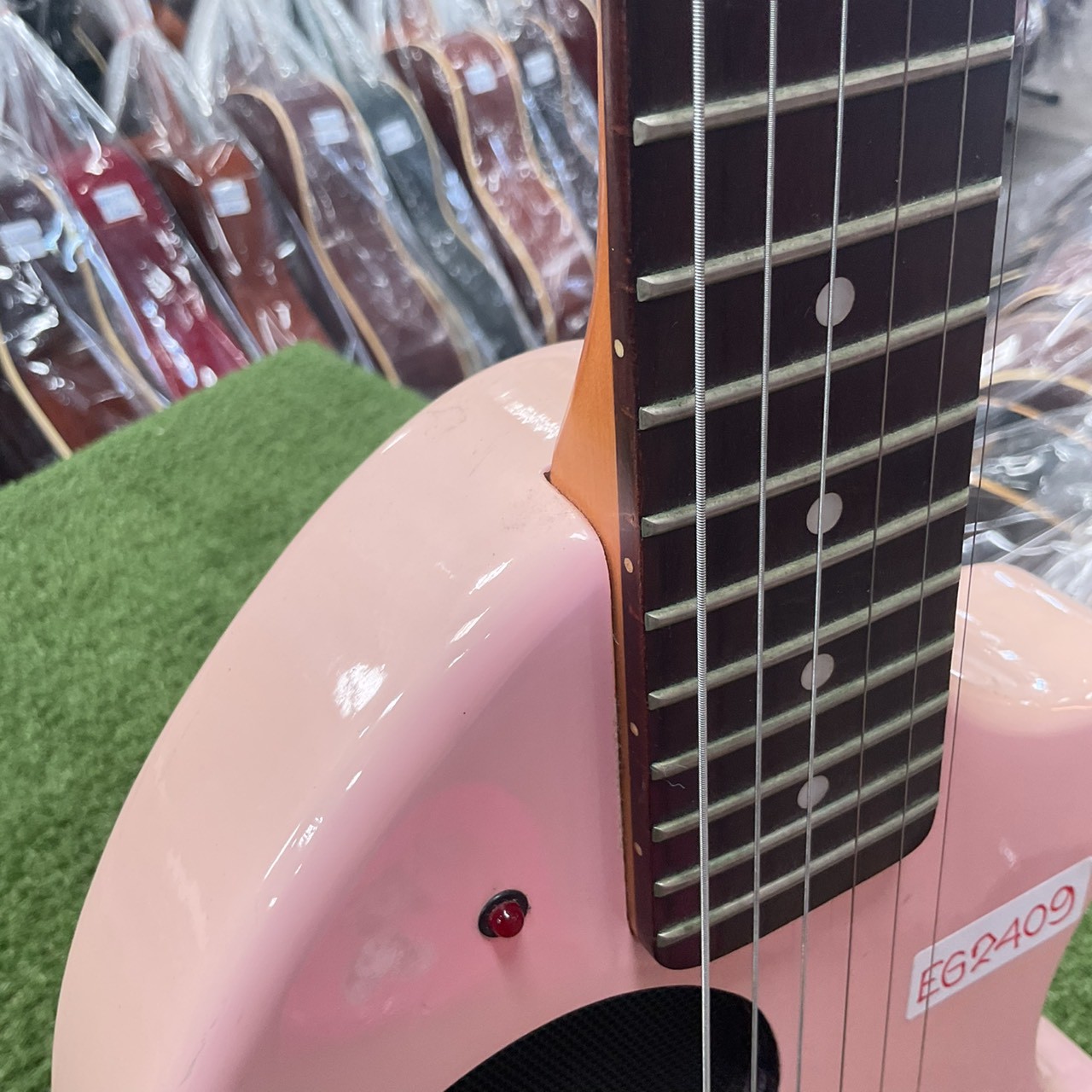 กีต้าร์ไฟฟ้า FERNANDES