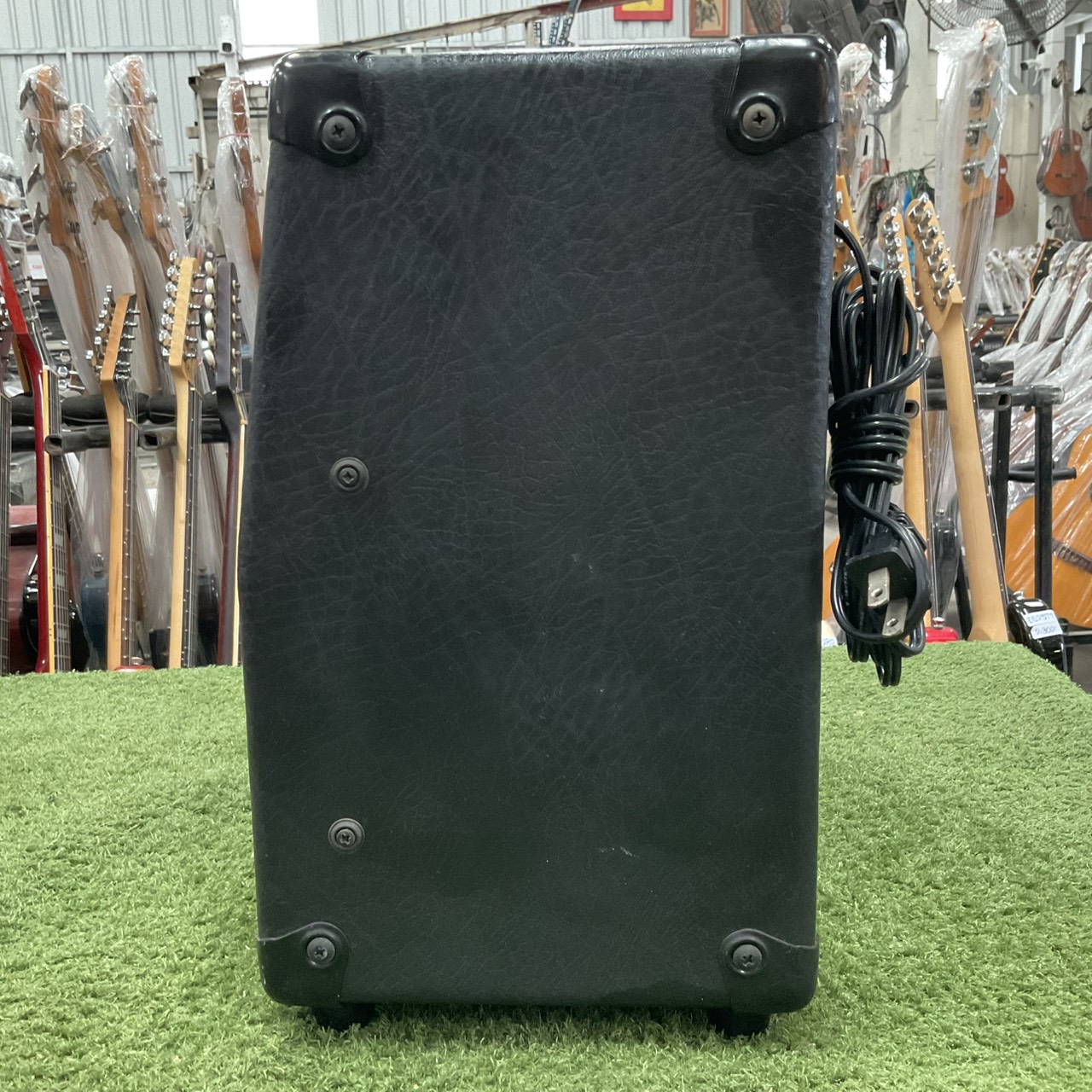 แอมป์กีต้าร์ YAMAHA : APG15