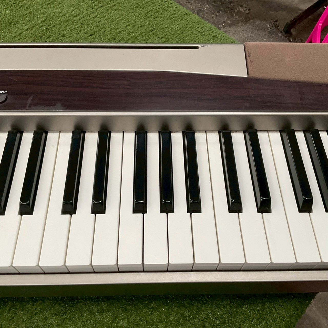 เปียโน CASIO : PX-100 สินค้าไม่พร้อมใช้งาน (ต้องซ่อม)